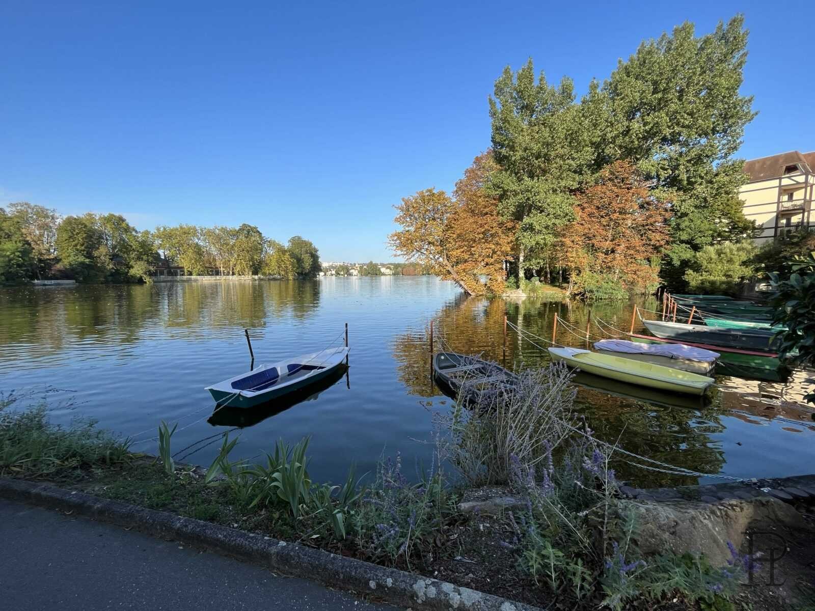 MAISON DE MAÎTRE LAC D'ENGHIEN LES BAINS - PHL TRANSACTIONS - IMMOBILIER - VENTE DE BIEN - ACHATS - BIEN A VENDRE - https://www.phltransactions.com
