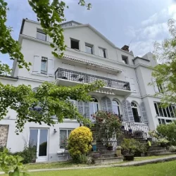 PHL TRANSACTIONS Agence Immobilière