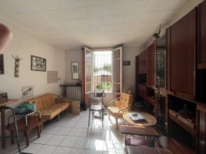 MAISON DANS LE CENTRE VILLE DE COLOMBES - SEJOUR - PHL TRANSACTIONS Agence Immobilière